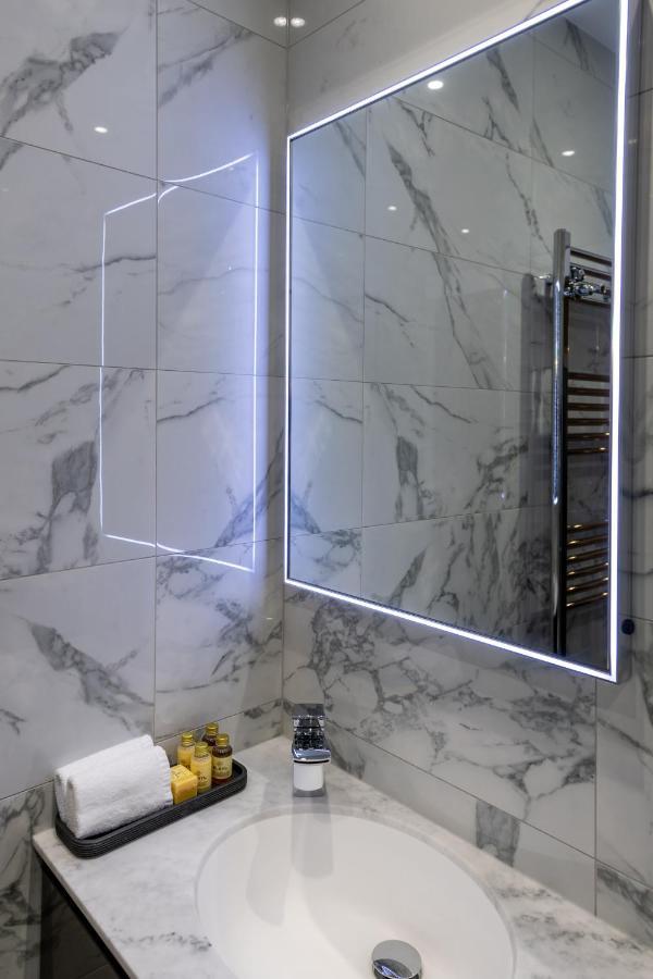 Pamper Yourself In Our Double Sized Copper Tub -2 Bedroom Villa Инвернесс Экстерьер фото